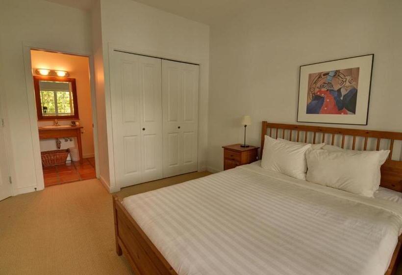 Люкс Кровать Кинг, Waters Edge Shoreside Suites