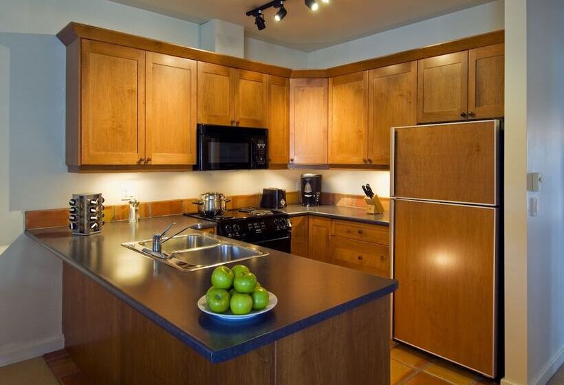 Люкс 2 Спальни, Waters Edge Shoreside Suites