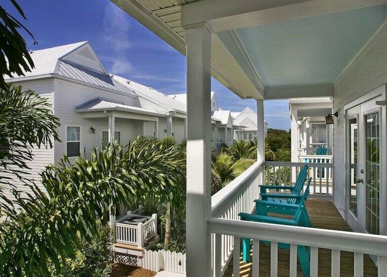 מיטת קינג בסוויטה, Parrot Key Hotel & Villas