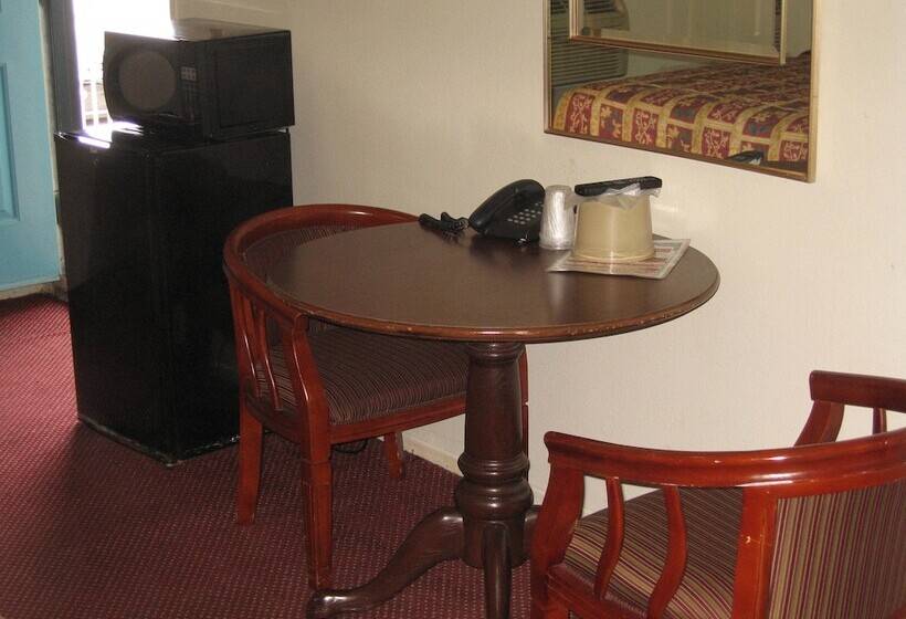 Номер Deluxe, Royal Inn Motel Long Beach