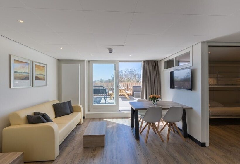 패밀리 스위트, Strandhotel Bos En Duin