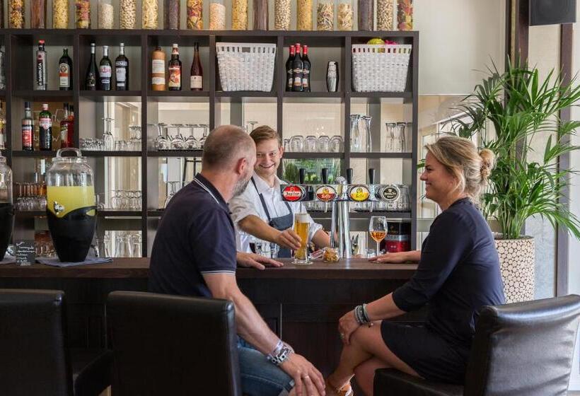 Family Suite, Strandhotel Bos En Duin