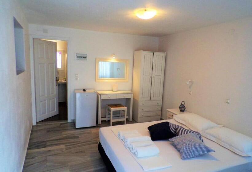 Quarto Estandar Interior, Villa Irini
