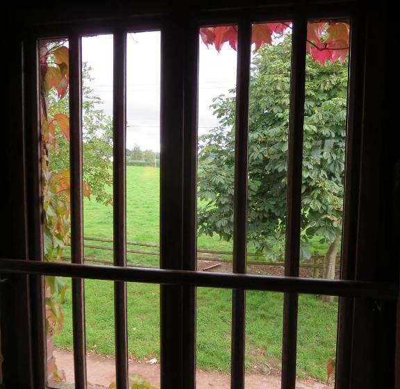 Семейный Номер Вид на Сад, Combe Lancey Farmhouse B&b