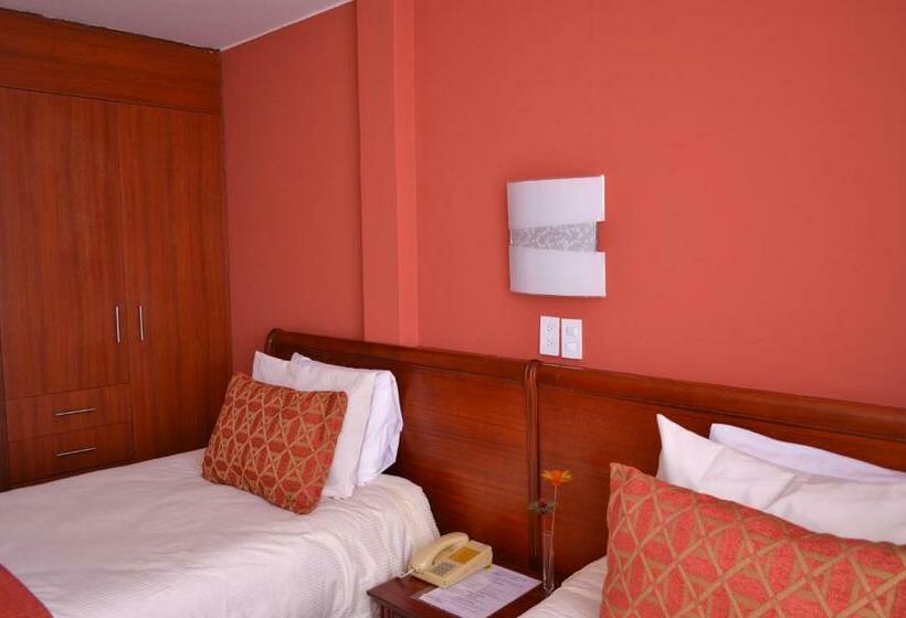 Номер Стандарт, La Carolina Inn