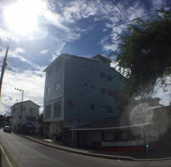 标准三人间, Pretty View Posada