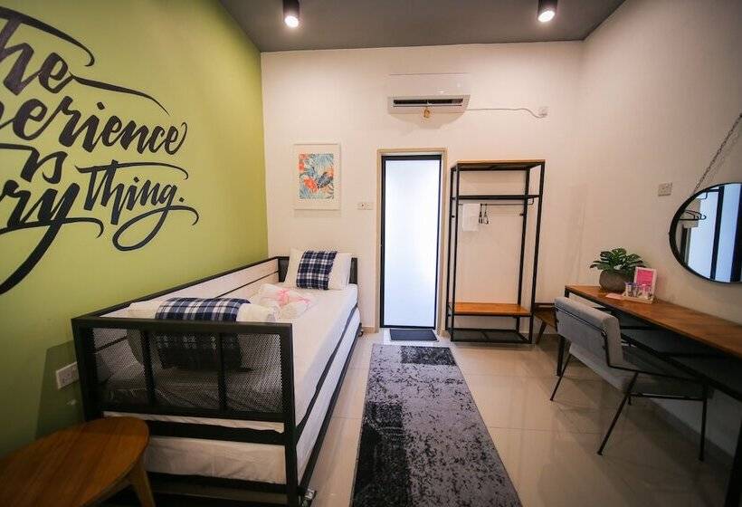 Номер Стандарт, The Lov Penang