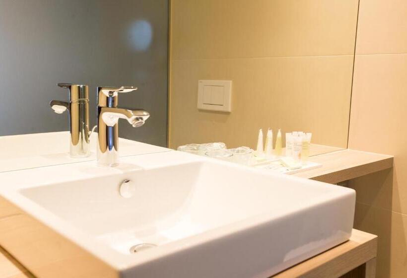 Классический Номер, Hôtel Des Voyageurs Boutique