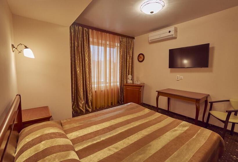 Quarto Superior, Le Vashoff