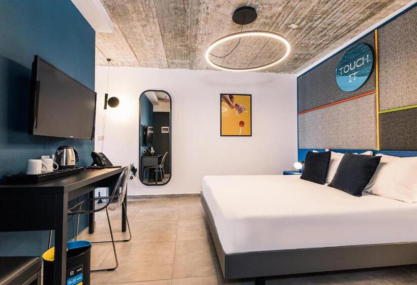 اتاق لوکس با وان آب گرم, Ikyk Hotel  Ik Collection