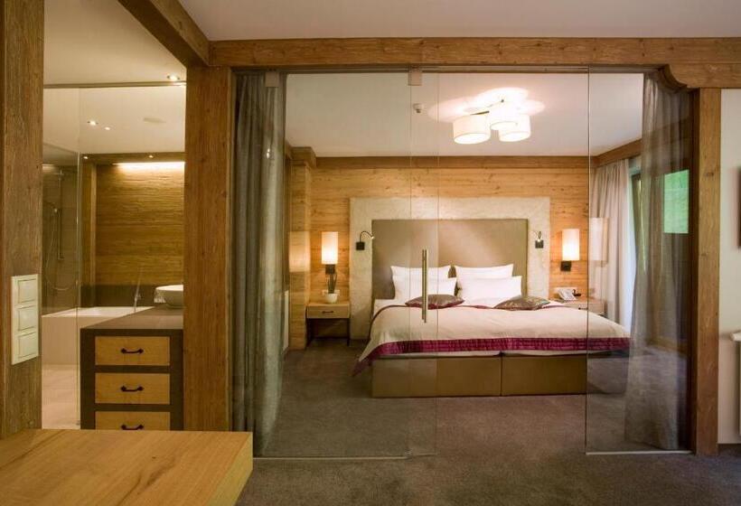 Люкс Повышенной Комфортности, Aktiv  & Wellnesshotel Bergfried