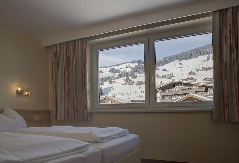 Apartamento Familiar 2 Quartos, Aparthotel Dorfplatzl Garni