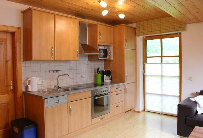 Апартаменты 2 Спальни, Bio Bauernhof Vordergrubenbach   Familie Oberascher