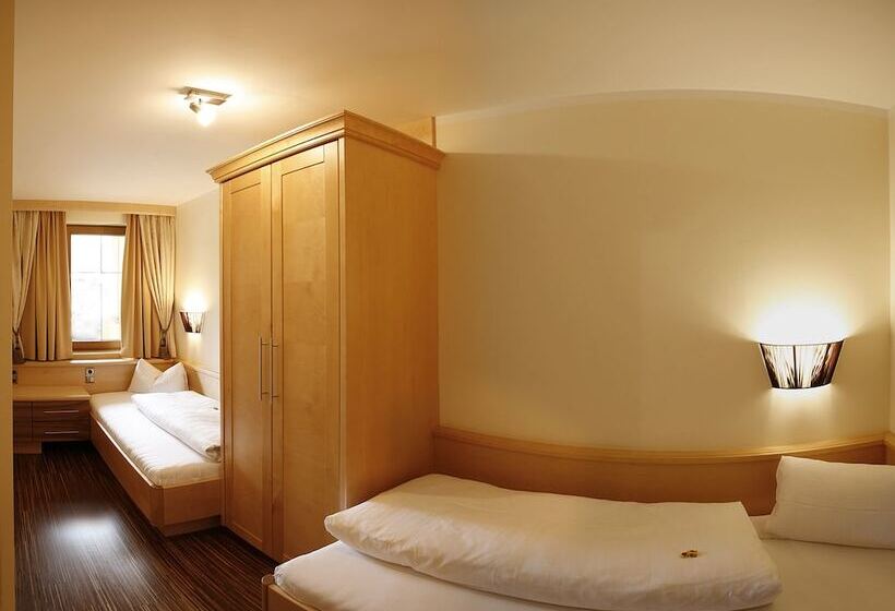 Семейный Номер Вид на Горы, Ferienhotel Sonnenhof