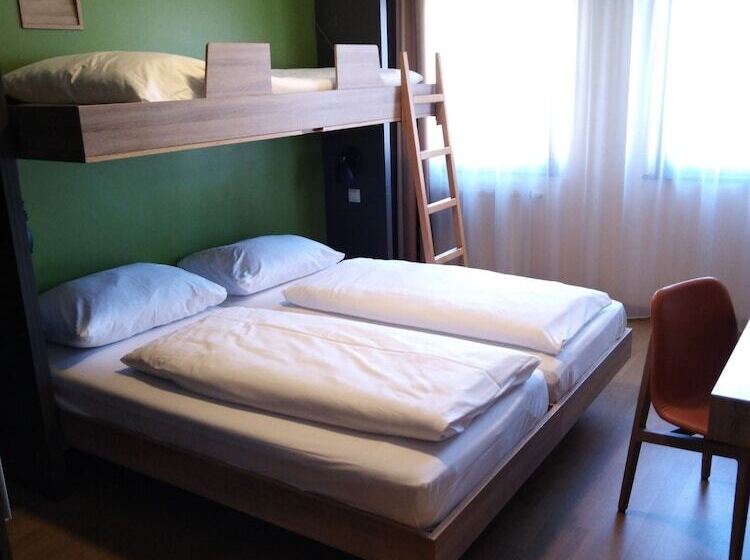 标准三人间, Jufa Hotel Graz Süd