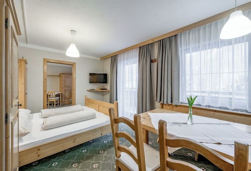 Семейный Номер, Landhaus Edelweiss