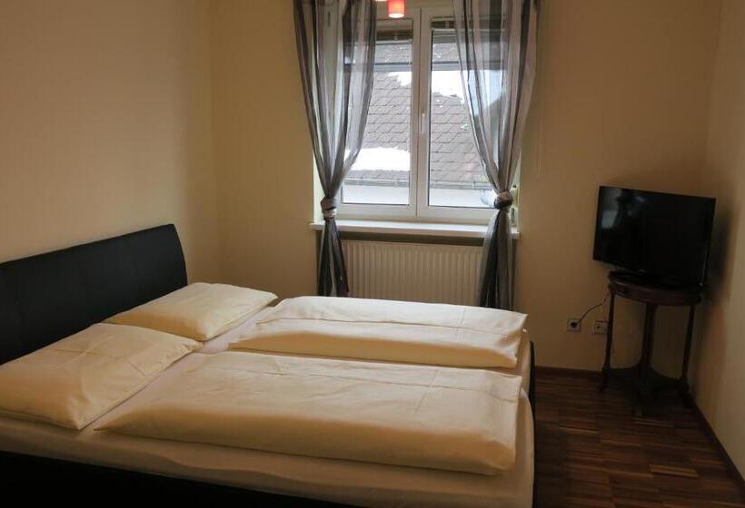 3 Bedroom Suite, Restaurant Böck Roter Hahn