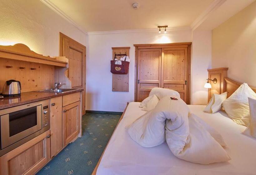 سوییت لوکس, Bauernhof Hotel Oberschwarzach