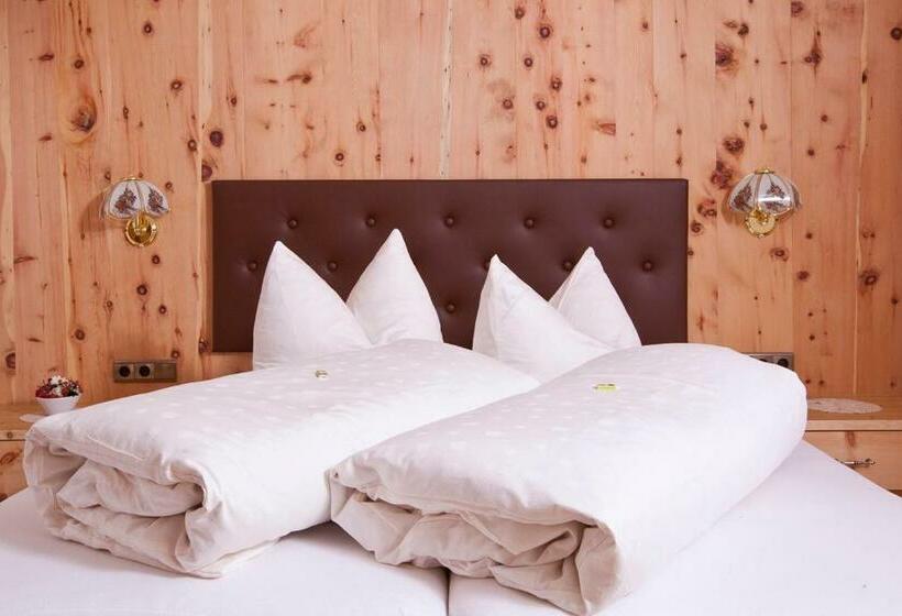 Номер Стандарт с Балконом, Haus Stefan