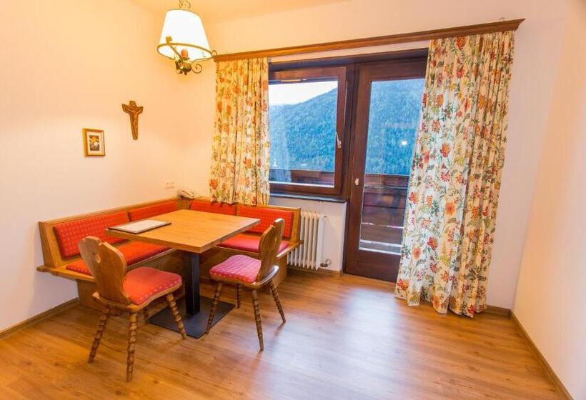 Escritório Deluxe, Ferienland Stubai