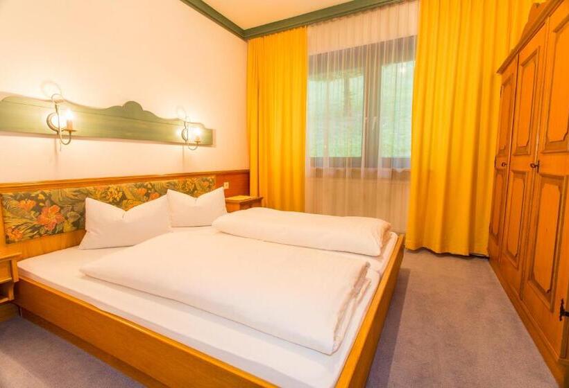 Apartamento 1 Dormitório com Sacada, Ferienland Stubai