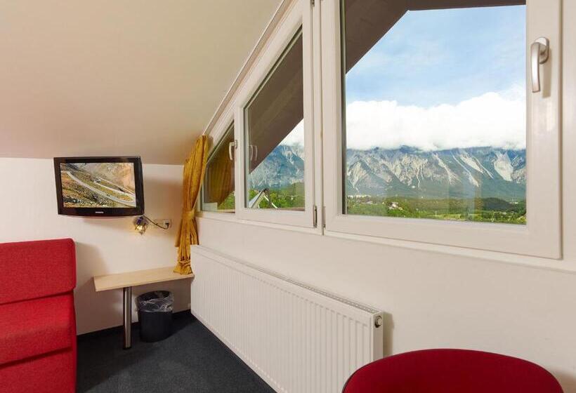 استودیوی استاندارد, Gasthof Hotel Post