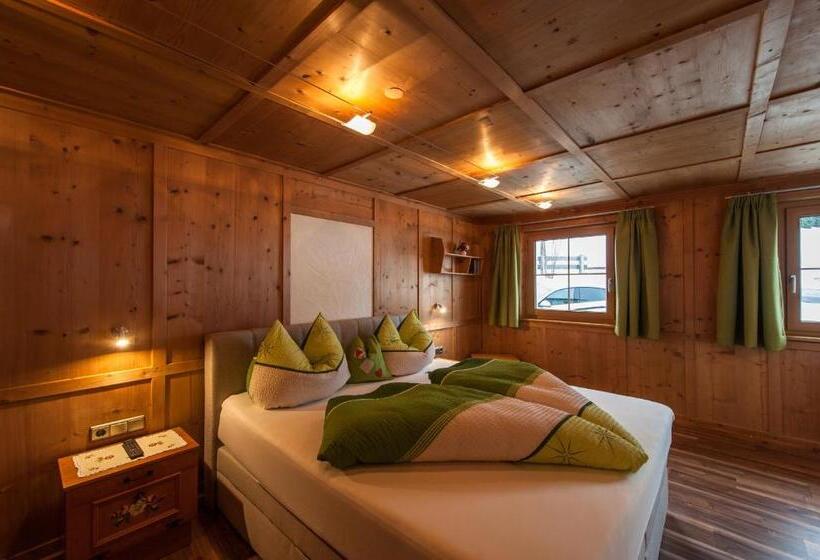Апартаменты 3 Спальни, Gästehaus Bergland