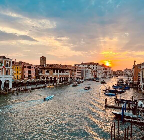 اتاق لوکس با چشمانداز, Locanda Leon Bianco On The Grand Canal