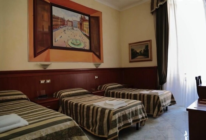 Habitación Triple Estándar, Sol Levante