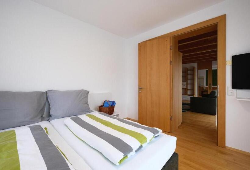 テラス付き１ベッドルームアパートメント, Seehotel & Seeapartments Kärntnerhof  Direkt Am See!