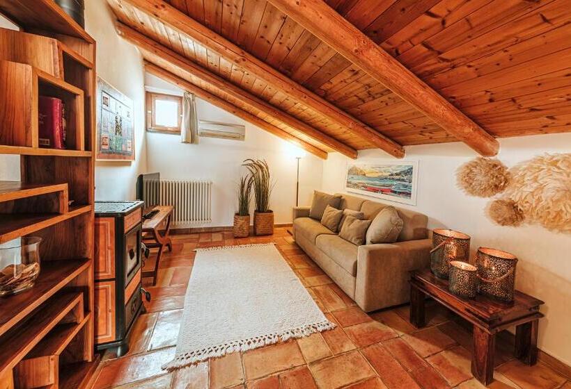 سوییت با چشم‌انداز دریا, Villa Lieta