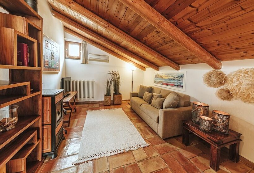 سوییت با چشم‌انداز دریا, Villa Lieta