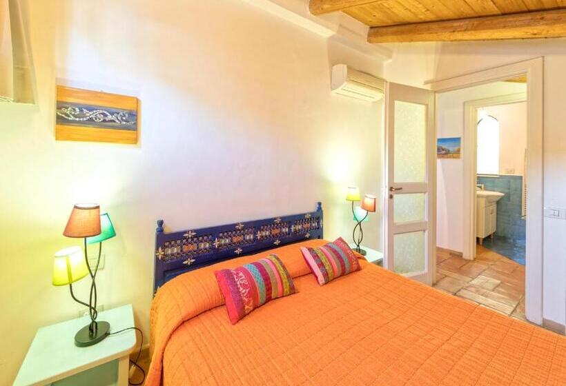 سوییت با چشم‌انداز دریا, Villa Lieta