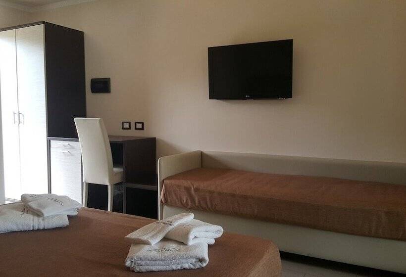 Номер Стандарт Трехместный, Park Hotel Cilento