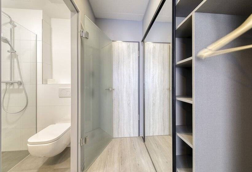 اتاق استاندارد یک نفره, Smart Stay Hotel Station