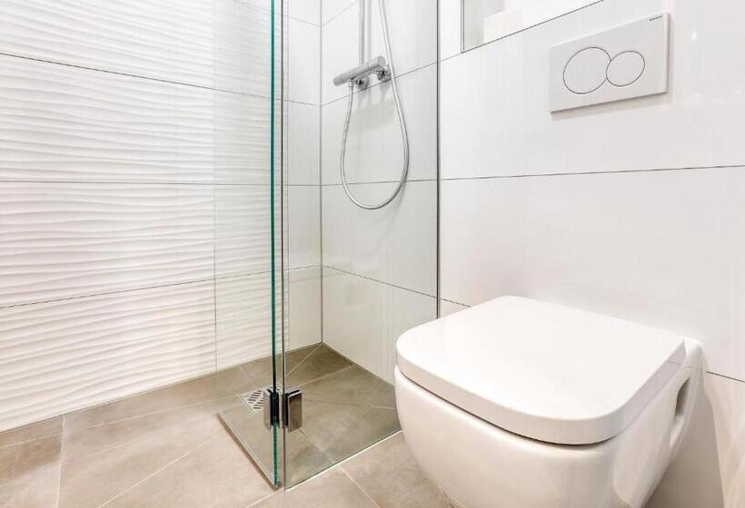 اتاق استاندارد, Smart Stay Hotel Station