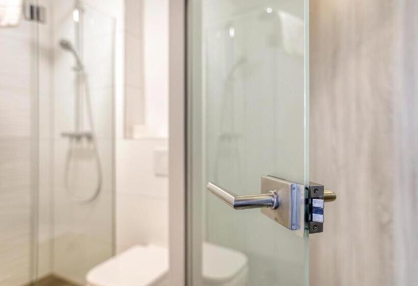 اتاق استاندارد, Smart Stay Hotel Station