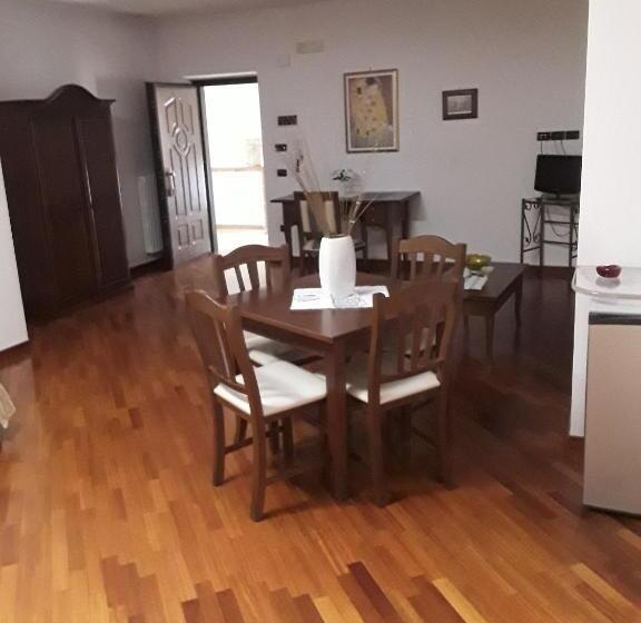 Люкс Классика, Tavernola  Locanda Di Campagna