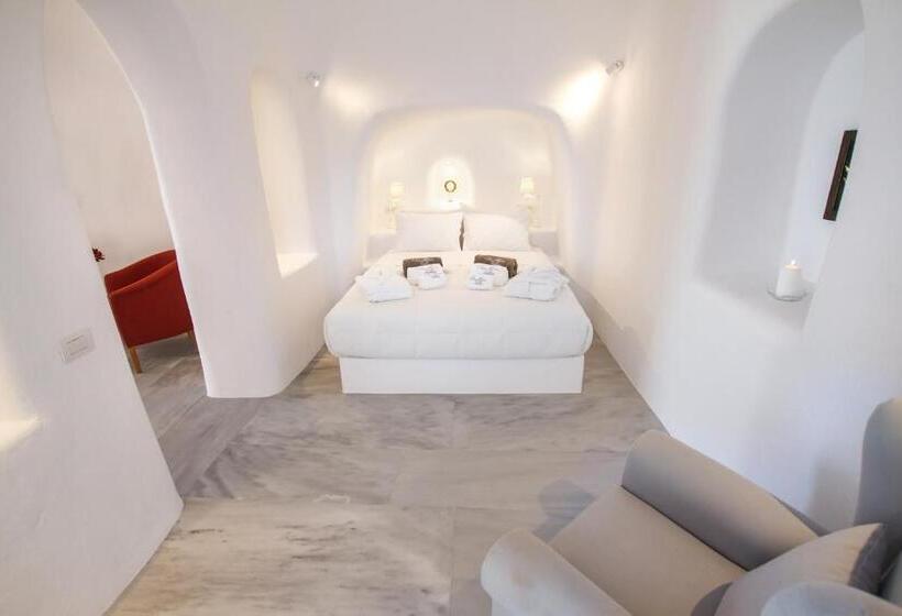 Люкс с гидромассажем, Oia Mare Villas