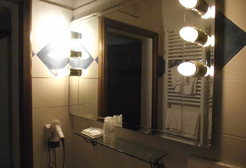 １ベッドルームエコノミーアパートメント, Relais Villa Casalta