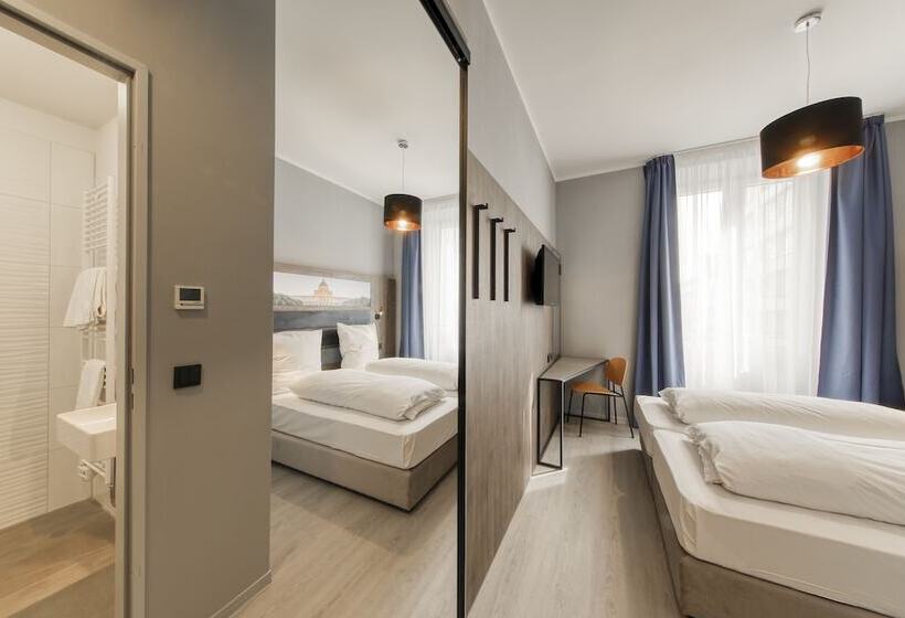 اتاق استاندارد یک نفره, Smart Stay Hotel Station