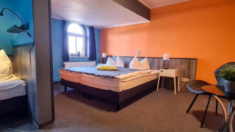اتاق خانوادگی, Harz Hostel