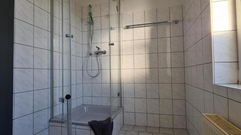 اتاق راحتی, Harz Hostel