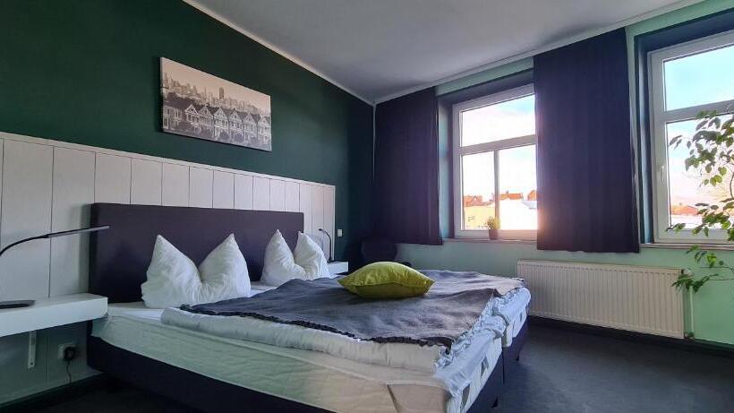 اتاق راحتی, Harz Hostel