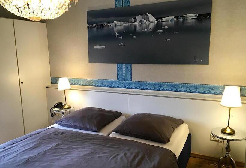 اتاق استاندارد, Ambiente Et Art