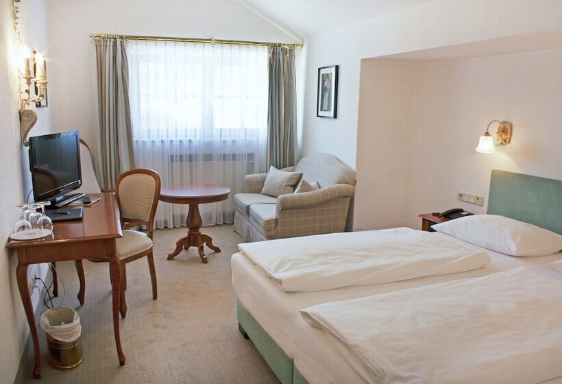 Номер Стандарт, Bayerischer Hof