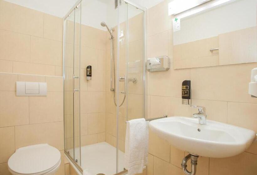 Quarto Estandar, Der Schöne Asten   Resort Winterberg