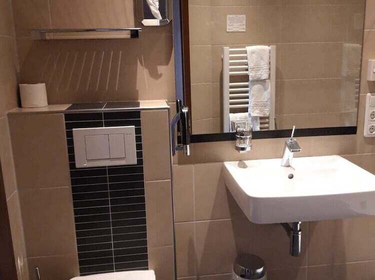 Quarto Estandar, La Baia