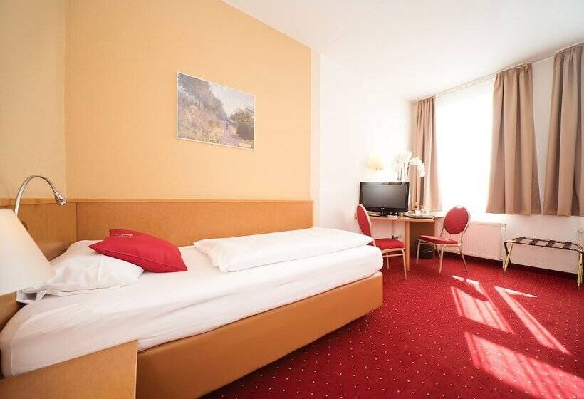 Номер Комфорт Индивидуальный, City Hotel Am Wasserturm Halle