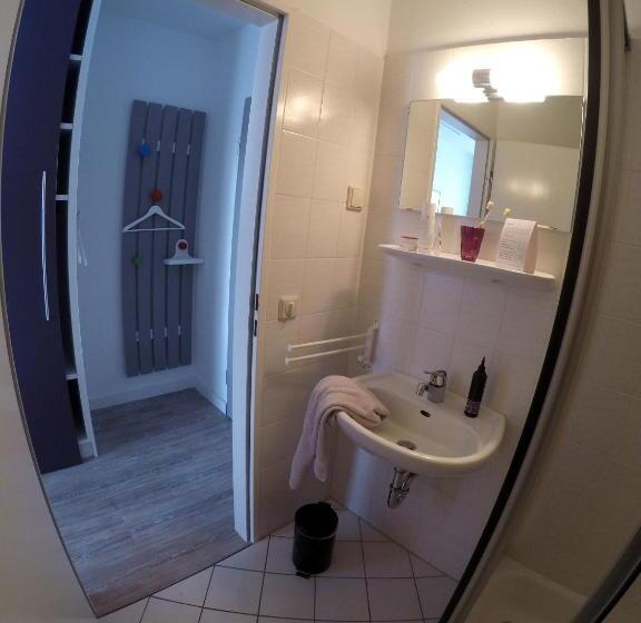 Номер Стандарт Индивидуальный, Frühstückshotel Fürstenwerth